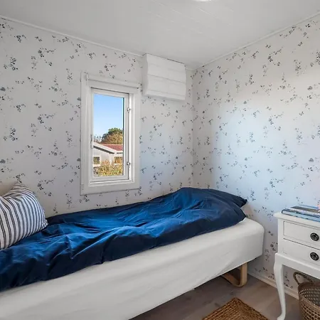 Gustav - 50m From The Sea By Interhome Knebel
